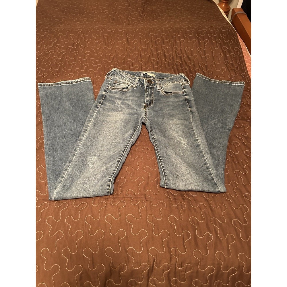 SO Bootcut Jeans Blue Denim Button Accents Zip Closure Pockets Women